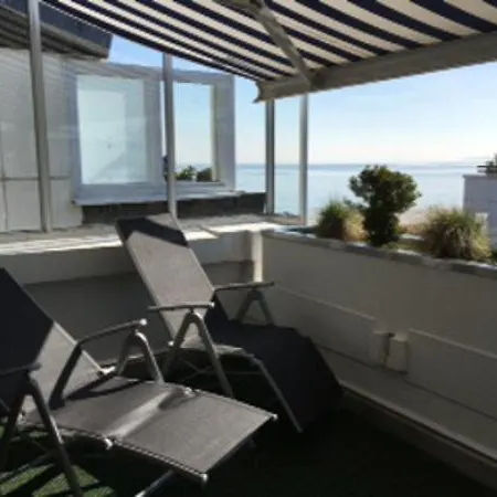 Ter 210 - Terrassenhuegel - Teilseeblick *