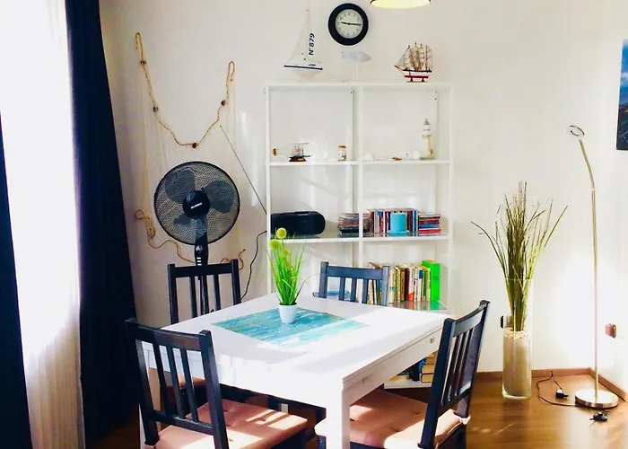 Ter 210 - Terrassenhuegel - Teilseeblick * Scharbeutz